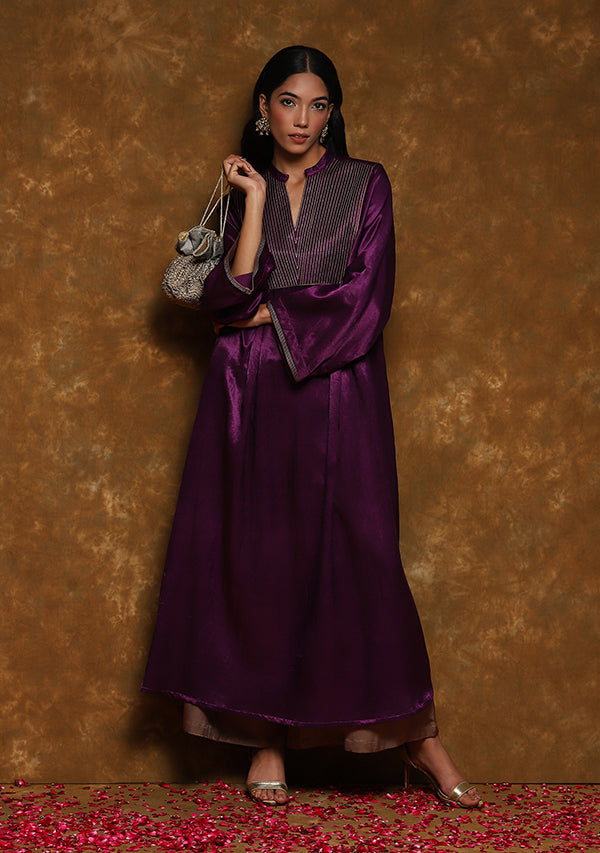 Purple Pathan Style Mushru Kurta with Gold Trimmings paired with Beige Pants